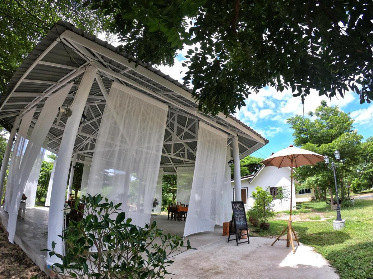 Naracha Resort Mueang Kao Zewnętrze zdjęcie